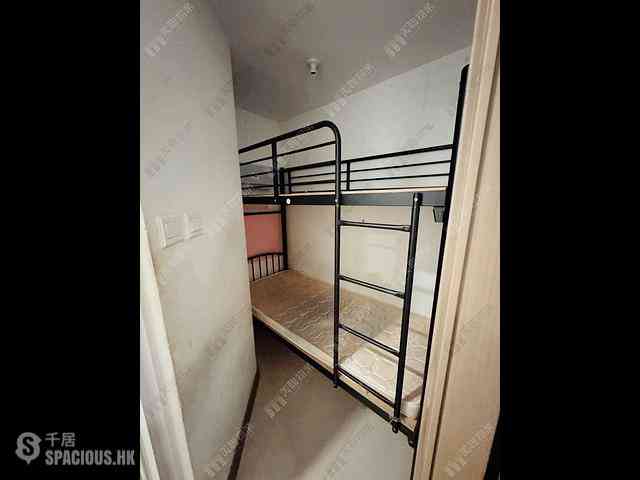 Tsuen Wan - Ocean Pride Phase 3A Ocean Supreme Block 5A 06
