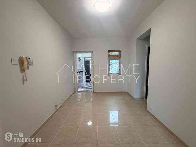 Mid Levels Central - Woodlands Court 01