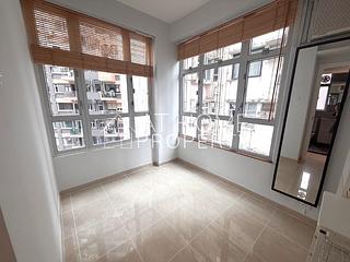 Mid Levels Central - Woodlands Court 03