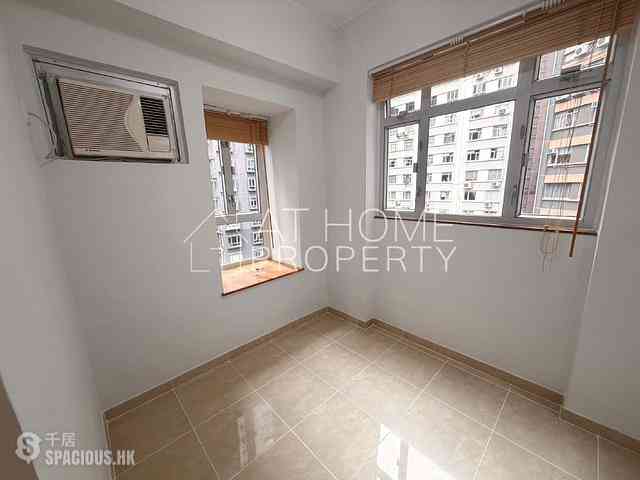 Mid Levels Central - Woodlands Court 05