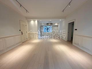 Mid Levels West - Breezy Court 02