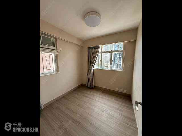 Sai Ying Pun - King Ming Mansion 06
