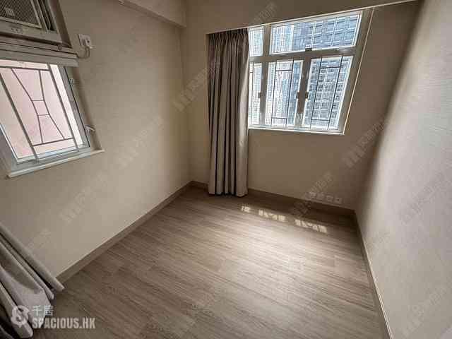Sai Ying Pun - King Ming Mansion 11
