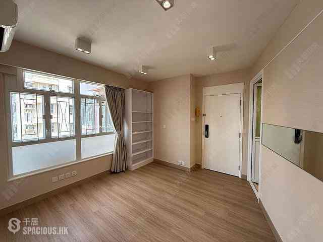 Sai Ying Pun - King Ming Mansion 03