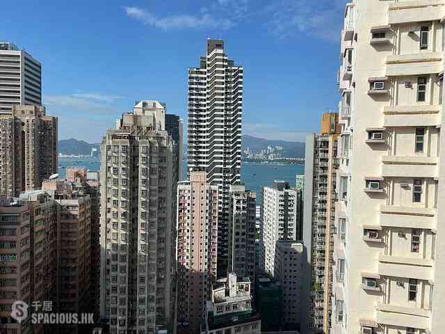 Sai Ying Pun - King Ming Mansion 01