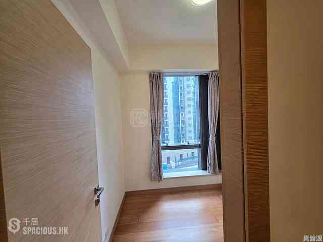 Ho Man Tin - Mantin Heights Block 10 07