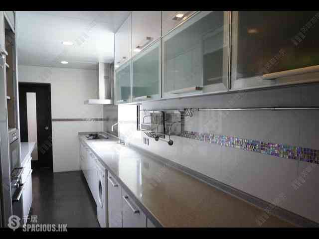 Happy Valley - Beverly Hill Block J 03