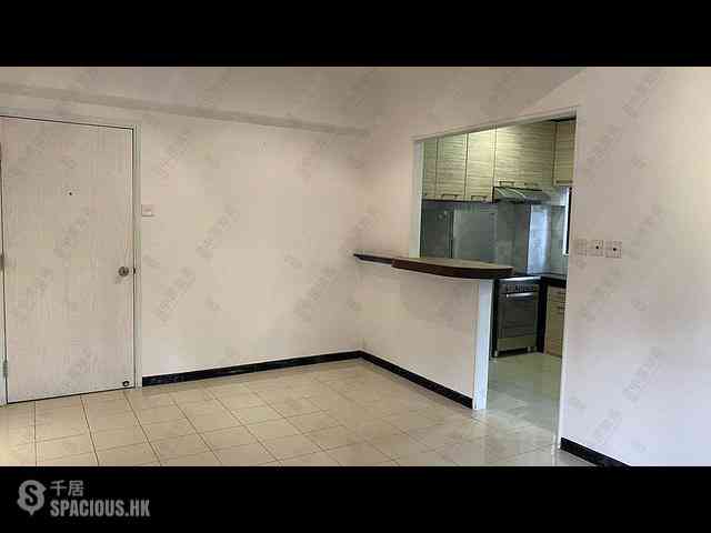 Central - Lyndhurst Building 08