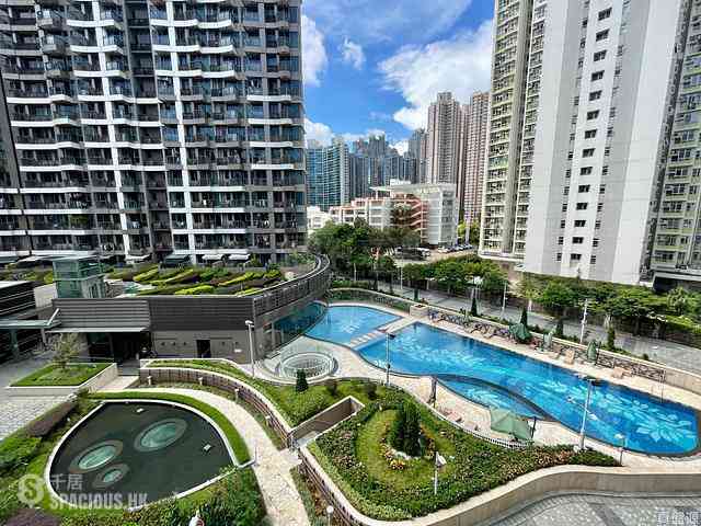 Tseung Kwan O - The Papillons Block 2 01