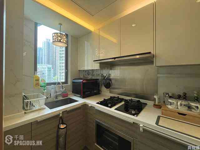 Tseung Kwan O - The Papillons Block 2 05