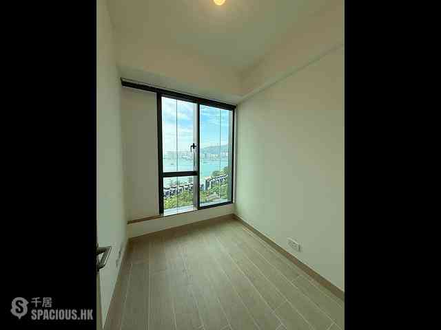 Tuen Mun - Gold Coast Bay 03