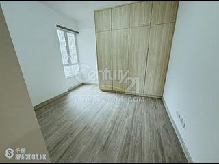 Mid Levels Central - Clovelly Court 07