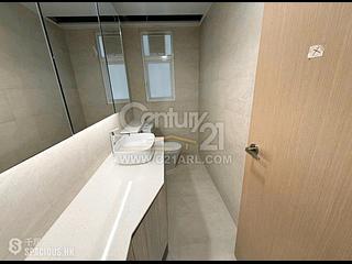 Mid Levels Central - Clovelly Court 09