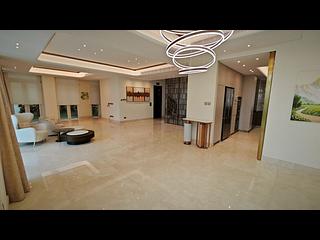 The Peak - 28, Gough Hill Road 07