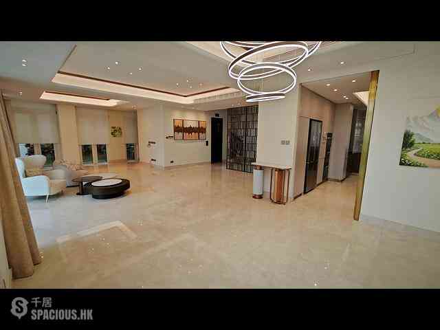 The Peak - 28, Gough Hill Road 07