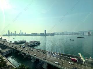 North Point - Victoria Harbour Phase 1B Tower 1 02