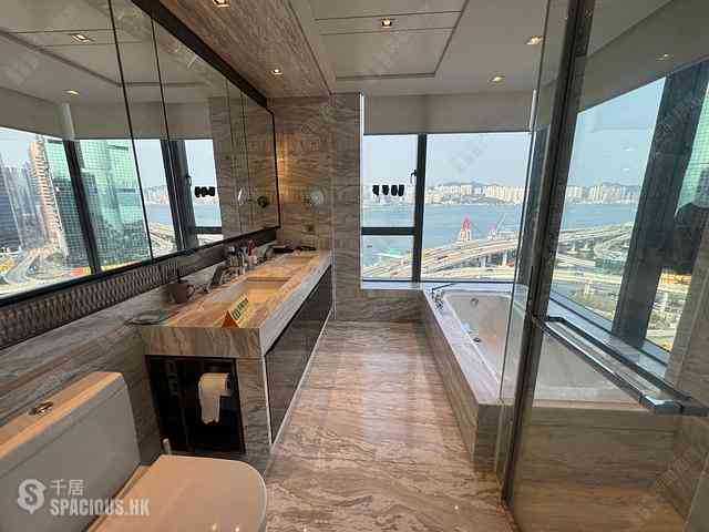 North Point - Victoria Harbour Phase 1B Tower 1 04