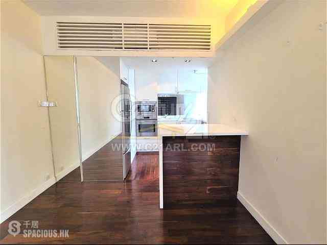 Sheung Wan - Shun Loong Building 03