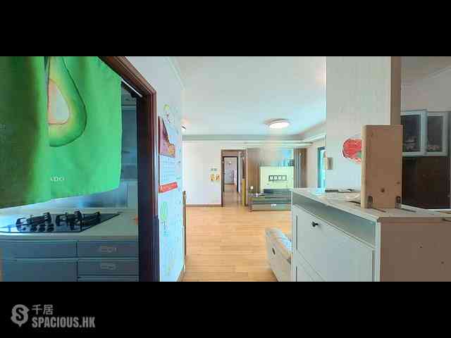 Kennedy Town - University Heights Block 2 02