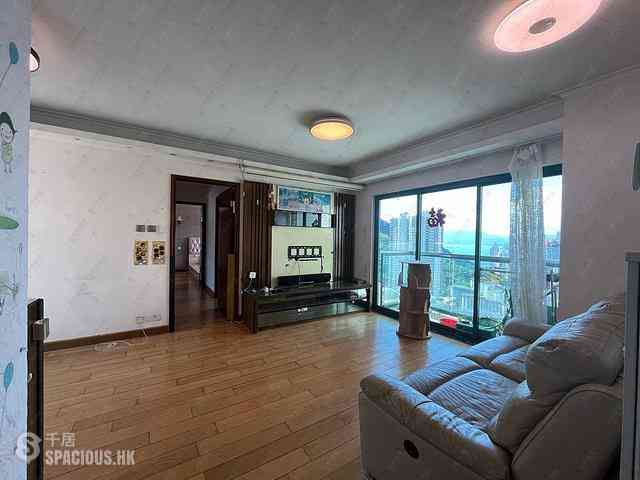 Kennedy Town - University Heights Block 2 11