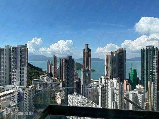 Kennedy Town - University Heights Block 2 13