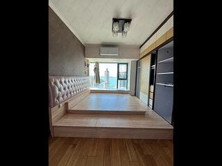 Kennedy Town - University Heights Block 2 24