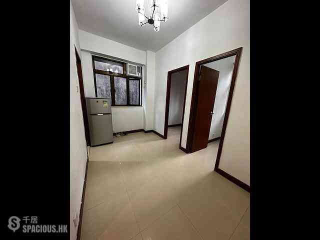 Sai Ying Pun - 406-412, Queen's Road West 01