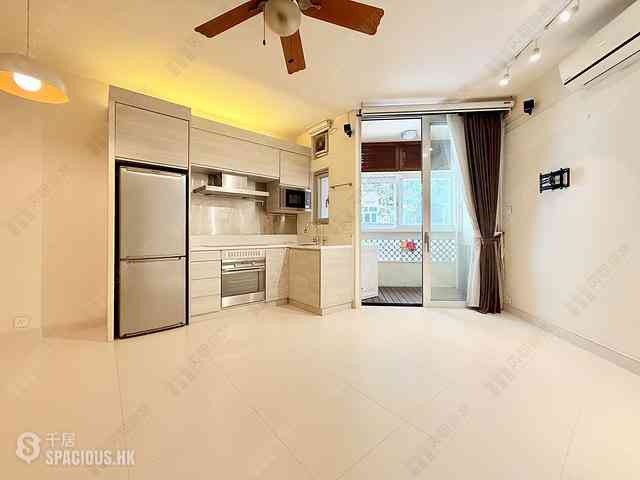 Kennedy Town - Hee Wong Terrace Block 4 01