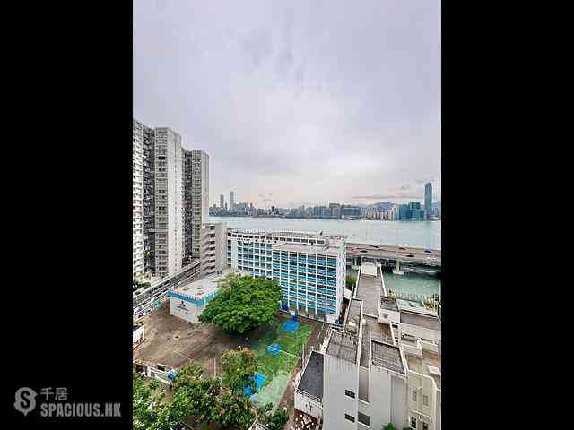 North Point - Seaview Building 01