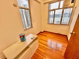 North Point - Seaview Building 02