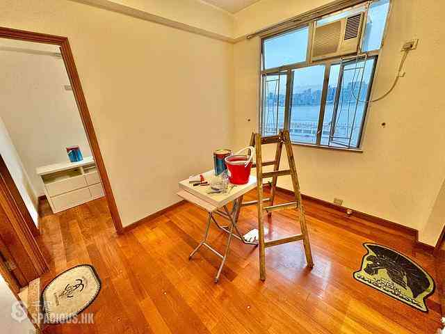 North Point - Seaview Building 06