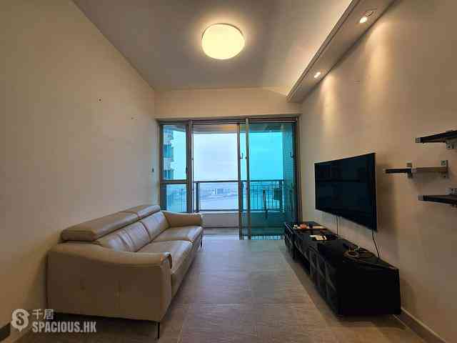 Tung Chung - Coastal Skyline Phase 3 La Rossa Block B (Block 8) 05