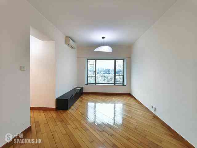 West Kowloon - Sorrento Phase 1 Block 5 02