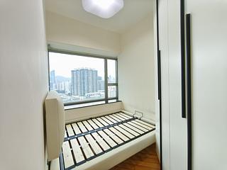 West Kowloon - Sorrento Phase 1 Block 5 10