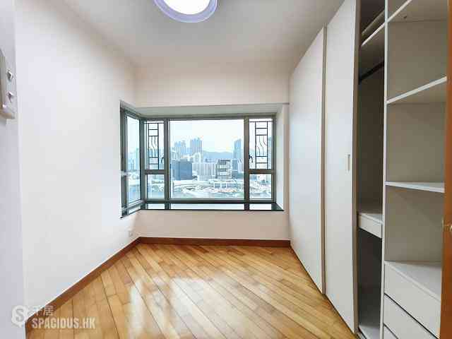 West Kowloon - Sorrento Phase 1 Block 5 11