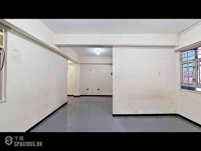 Wan Chai - 135, Queen's Road East 06