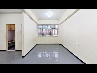 Wan Chai - 135, Queen's Road East 11