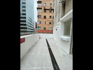 Sai Ying Pun - The Standard Chartered Bank Building 02