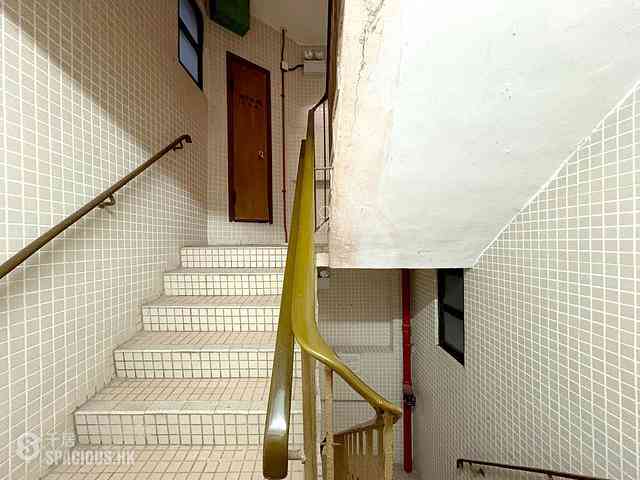 Happy Valley - 2, Shing Ping Street 19