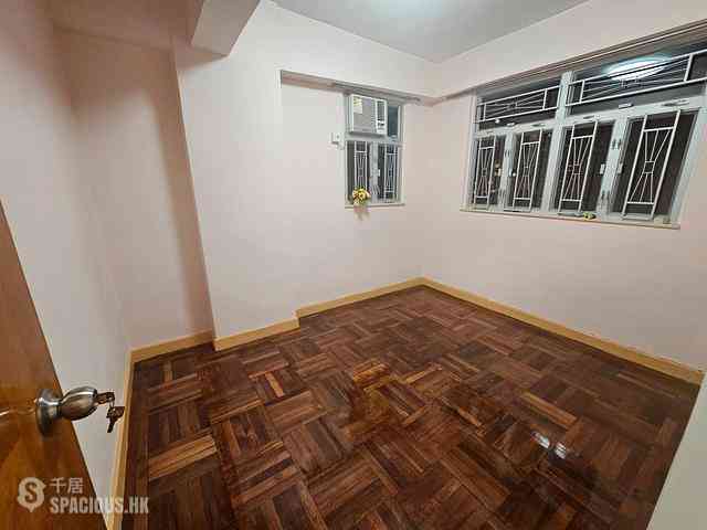 Prince Edward - Yiu Cheong Building 07
