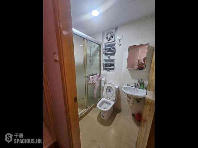 Prince Edward - Yiu Cheong Building 08