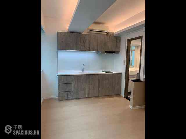 Poho - 18-20, Upper Station Street 02