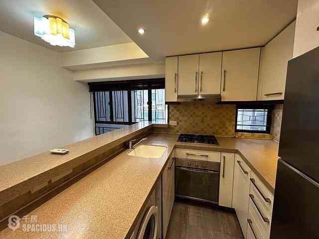Sheung Wan - Hongway Garden Block A 02