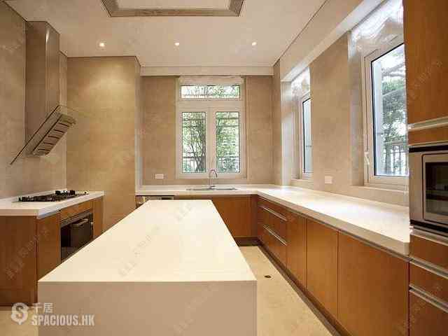 The Peak - 28, Gough Hill Road 07