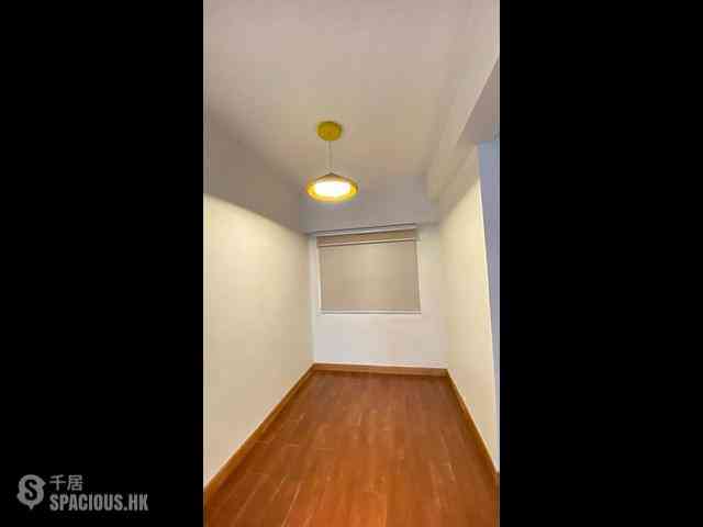 Sheung Wan - Man Bond Building 02
