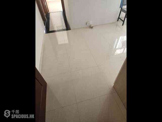 Causeway Bay - Lockhart House 03