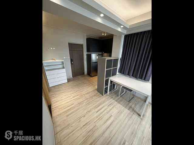 Quarry Bay - Dragon View House 04