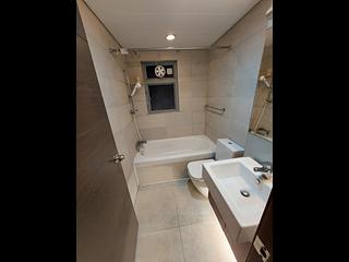 Sai Wan Ho - Grand Promenade Block 5 08