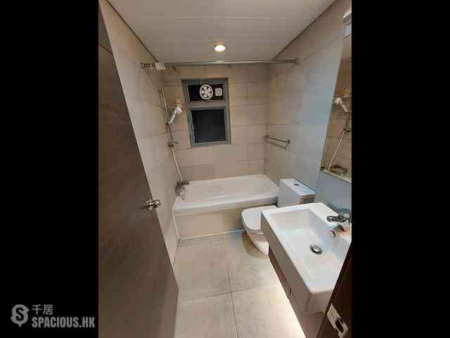 Sai Wan Ho - Grand Promenade Block 5 08