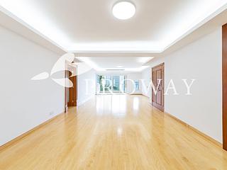 Pok Fu Lam - Baguio Villa Block 44 04